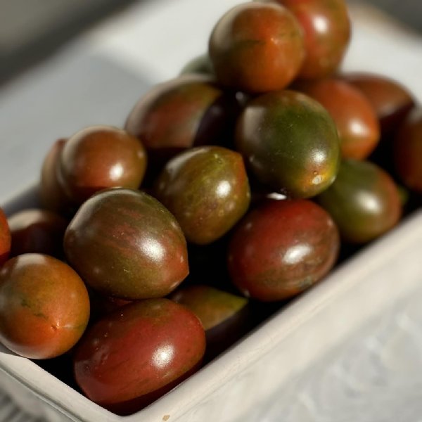 Black Zebra Cherry Tomato Seeds